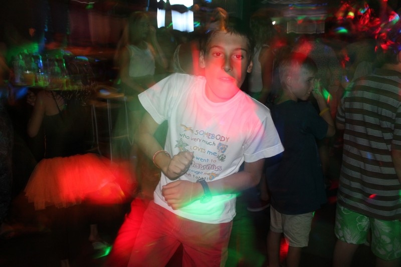 Village Camps International Summer Camp Leysin, Switzerland 2026-08-15 https://www.villagecamps.com/journals_admin/images/696-17-disco (42).jpg
